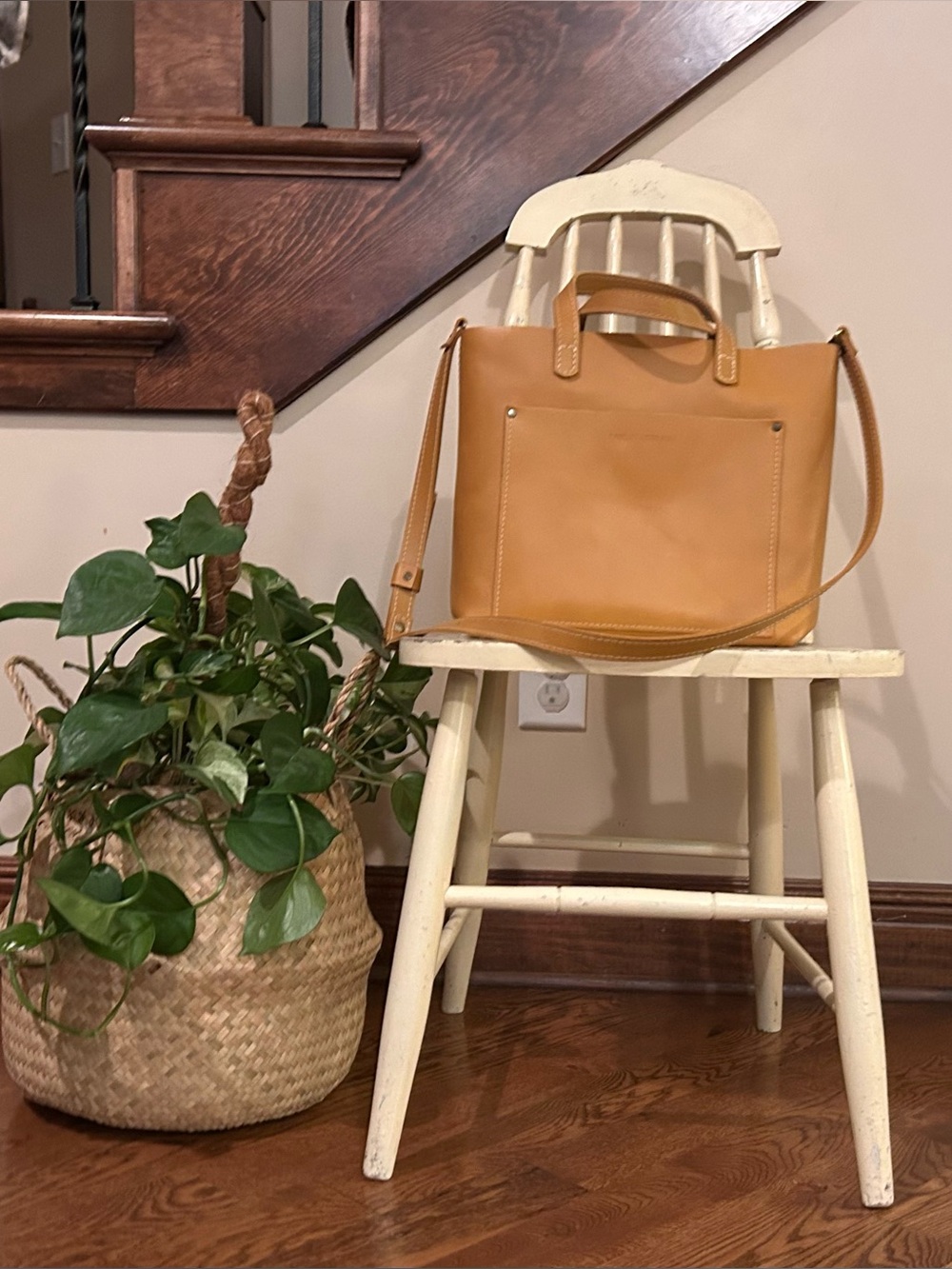 Portland Leather Goods Medium Mango Leather Tote Bag with Removable Strap